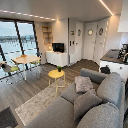 Hausboot Fjord Serina Mit Biosauna In * Schleswig