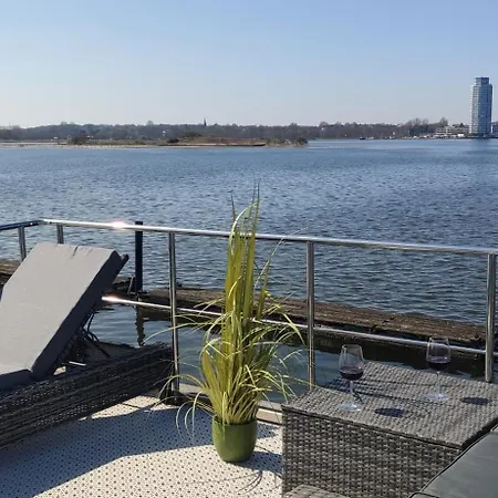 Hausboot Fjord Serina Mit Biosauna In Schleswig