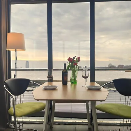 Hausboot Fjord Serina Mit Biosauna In Bateau-hôtel *